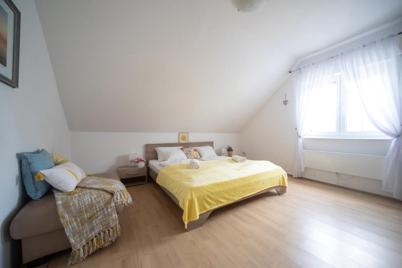 Oliva 8 Fos Balatoni Nyaralo Villa Balatonakarattya Dış mekan fotoğraf