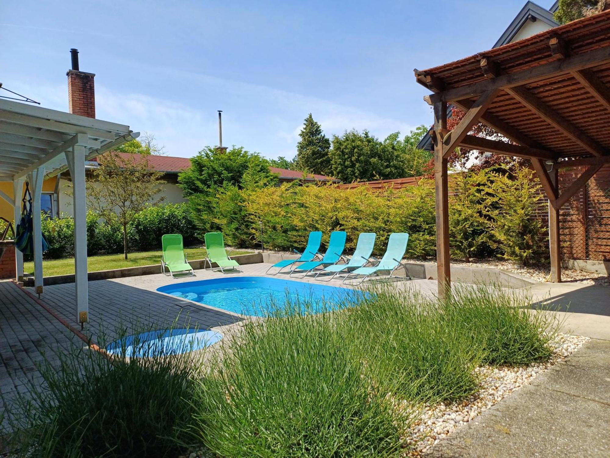 Oliva 8 Fos Balatoni Nyaralo Villa Balatonakarattya Dış mekan fotoğraf