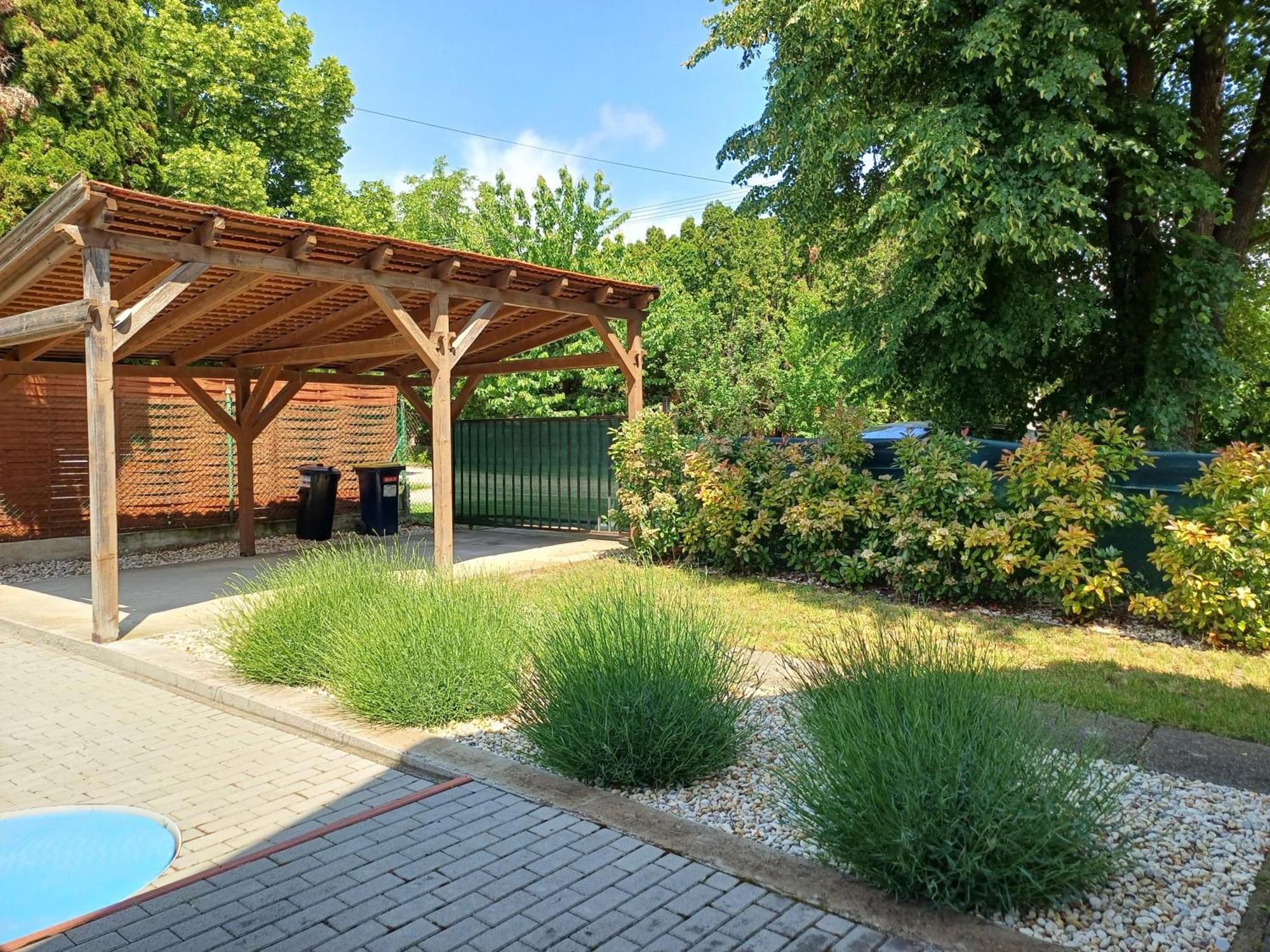 Oliva 8 Fos Balatoni Nyaralo Villa Balatonakarattya Dış mekan fotoğraf