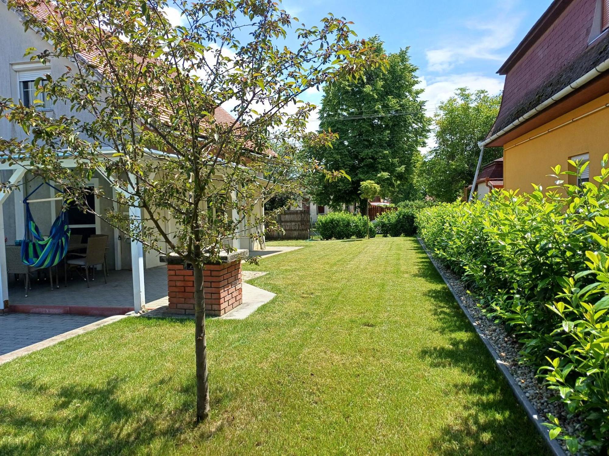 Oliva 8 Fos Balatoni Nyaralo Villa Balatonakarattya Dış mekan fotoğraf